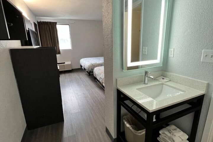 Room 14 of 61