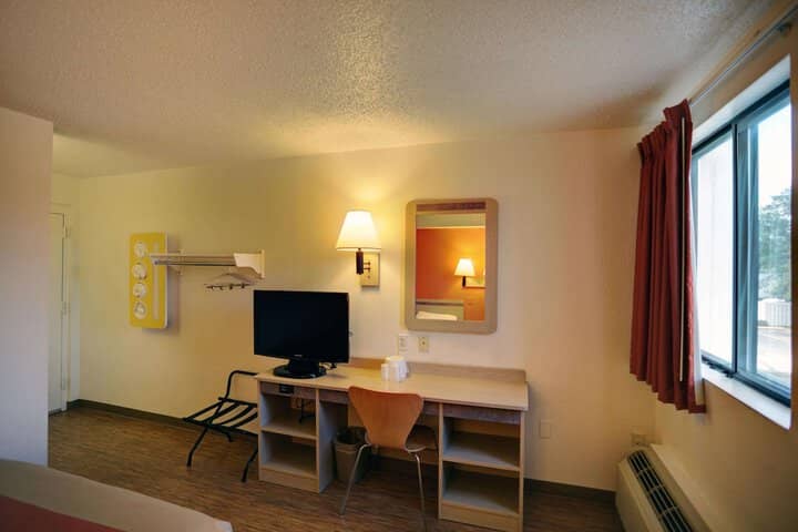 Room 22 of 61
