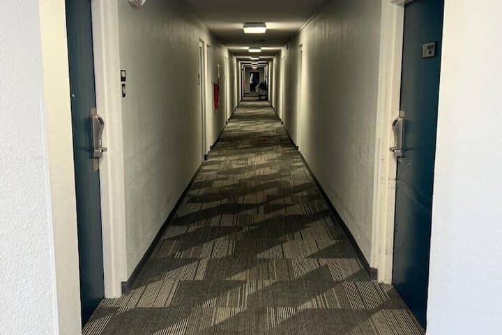 Ballroom/Hall 54 of 61